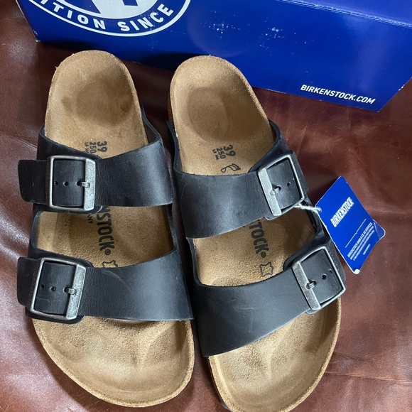 Birkenstock Classic Black Double-Strap Sandals - Picture 1 of 4